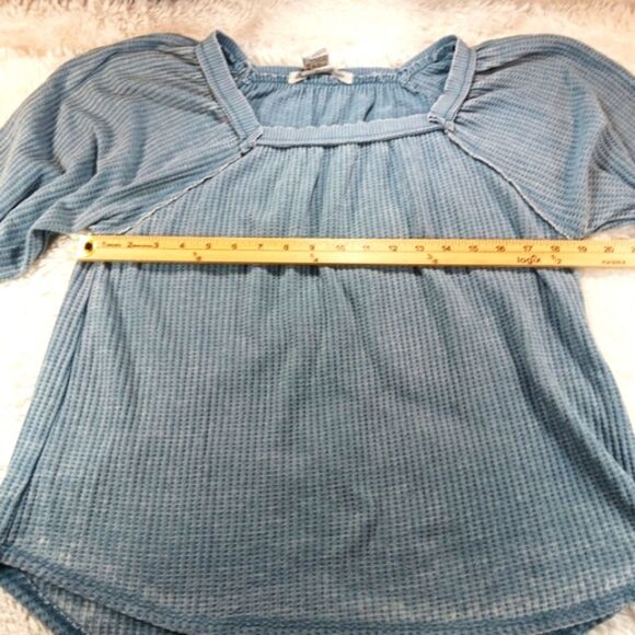American Rag Lightweight Distressed Waffle Knit Square Neck Baloon Sleeve Top M. - Picture 6 of 9